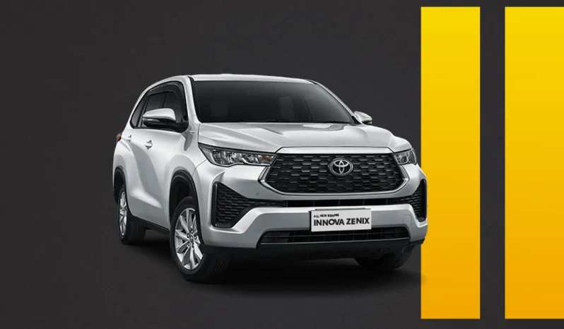 Sewa Innova Zenix di Bali