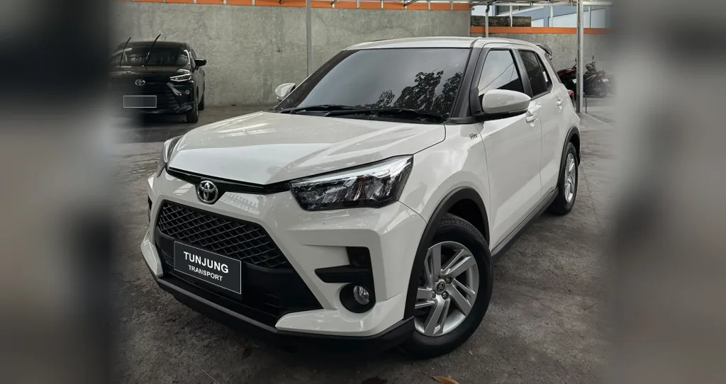 Sewa Toyota Raize di Lombok